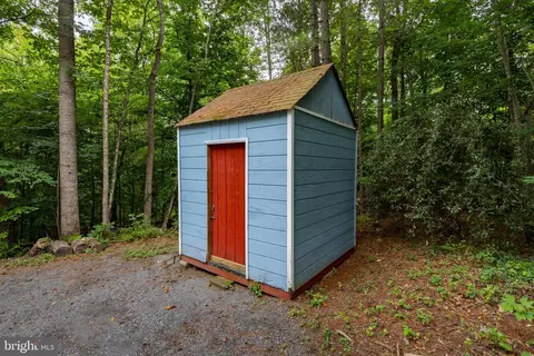 Exterior - 258 Laurel Dr, Madison, VA 22727 photo 8 of 10