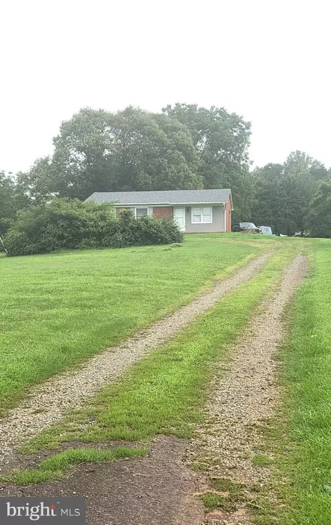 193 Gate, Madison, VA 22727 photo 2