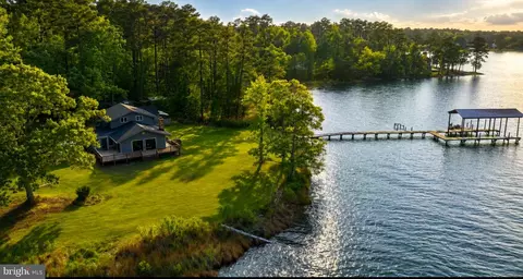 310 Brush Neck Rd, Susan, VA 23163