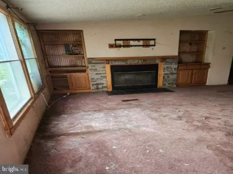 9034 Dutton Rd, North, VA 23128 photo 4