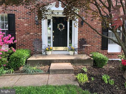 9504 Grays Mill Ct, Manassas, VA 20110 photo 3