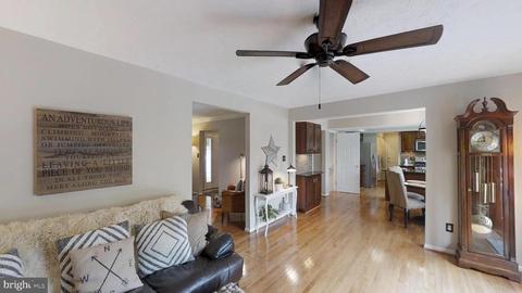 9504 Grays Mill Ct, Manassas, VA 20110 photo 11