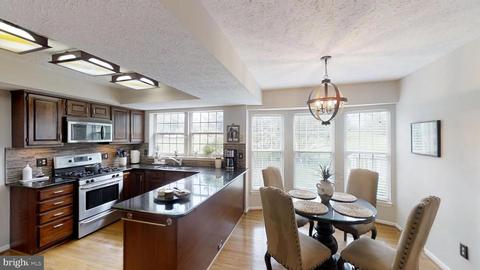 9504 Grays Mill Ct, Manassas, VA 20110 photo 16