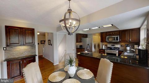 9504 Grays Mill Ct, Manassas, VA 20110 photo 14