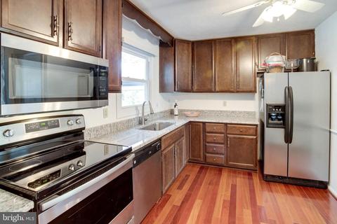 10233 Battlefield Dr, Manassas, VA 20110 photo 8