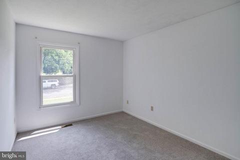 10233 Battlefield Dr, Manassas, VA 20110 photo 13
