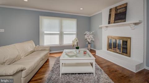 8960 Rolling Rd, Manassas, VA 20110 photo 9