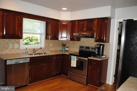 9048 Park Ave, Manassas, VA 20110 photo 10