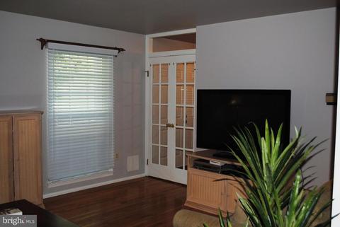 9048 Park Ave, Manassas, VA 20110 photo 5