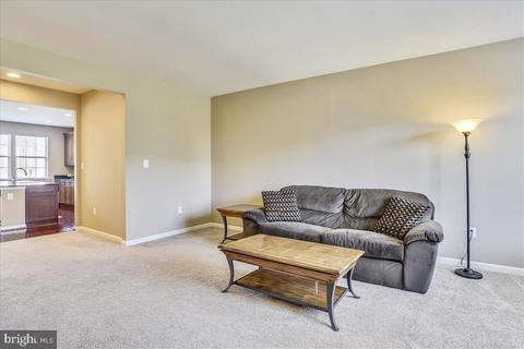8810 Bentfield Dr, Manassas, VA 20110 photo 17