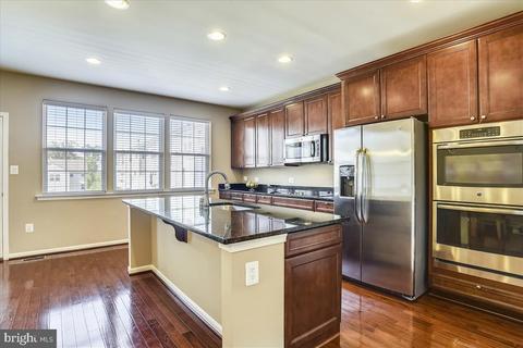 8810 Bentfield Dr, Manassas, VA 20110 photo 8