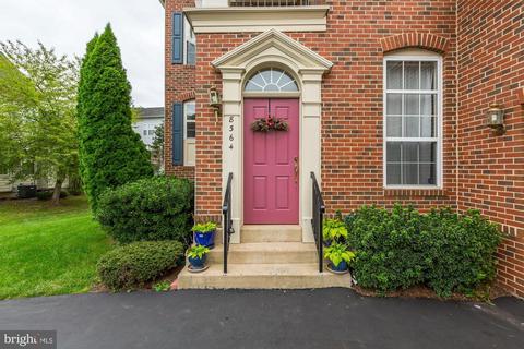 8364 Gaither St, Manassas, VA 20110 photo 2