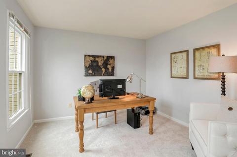 9360 River Crest Rd, Manassas, VA 20110 photo 2