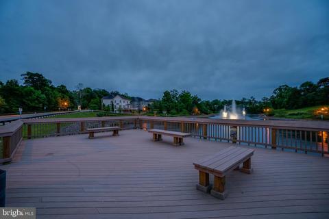 8385 Gaither St, Manassas, VA 20110 photo 3