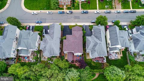 8385 Gaither St, Manassas, VA 20110 photo 5