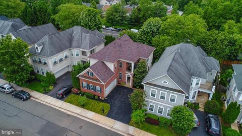 8385 Gaither St, Manassas, VA 20110 photo 9