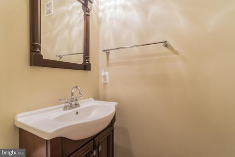 9549 Center St, Manassas, VA 20110 photo 27