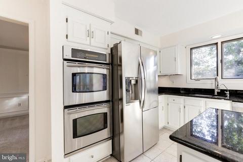 10101 Greenleaf Dr, Manassas, VA 20110 photo 10