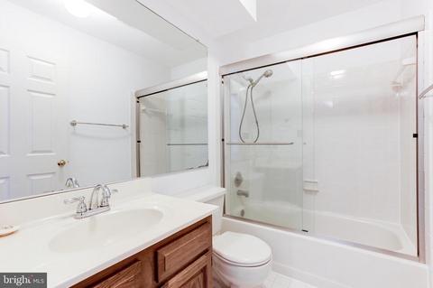 10101 Greenleaf Dr, Manassas, VA 20110 photo 32