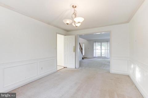 10101 Greenleaf Dr, Manassas, VA 20110 photo 9
