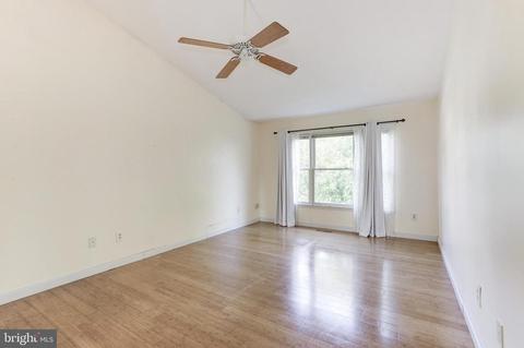 10101 Greenleaf Dr, Manassas, VA 20110 photo 21