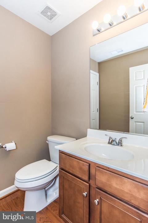9981 Leander Ln, Manassas, VA 20110 photo 12