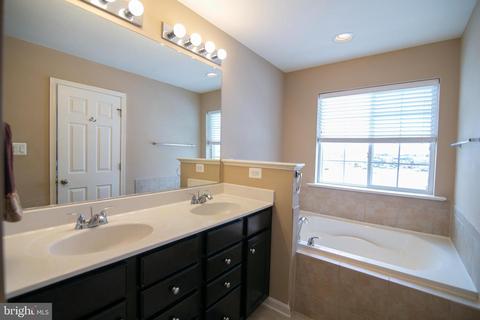 9975 Leander Ln, Manassas, VA 20110 photo 21