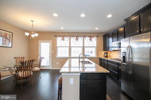 9975 Leander Ln, Manassas, VA 20110 photo 8