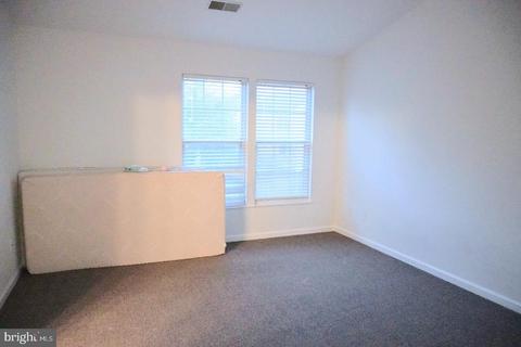 9329 Garst Dr, Manassas, VA 20110 photo 11