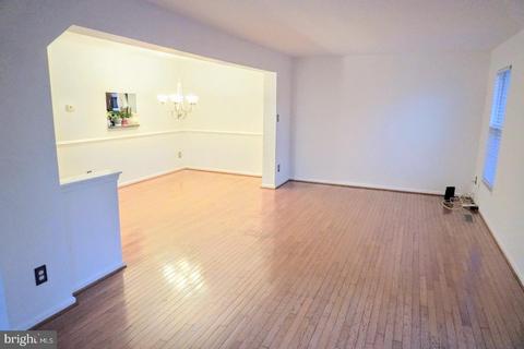 9329 Garst Dr, Manassas, VA 20110 photo 7