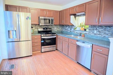 9329 Garst Dr, Manassas, VA 20110 photo 4