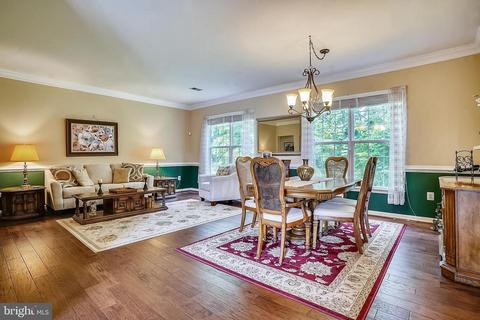 8319 Gaither St, Manassas, VA 20110 photo 4