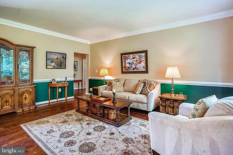 8319 Gaither St, Manassas, VA 20110 photo 5