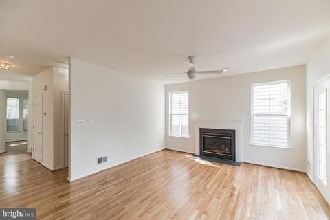 8218 Warfield St, Manassas, VA 20110 photo 5
