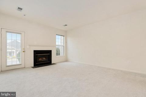 8326 Gaither St, Manassas, VA 20110 photo 9