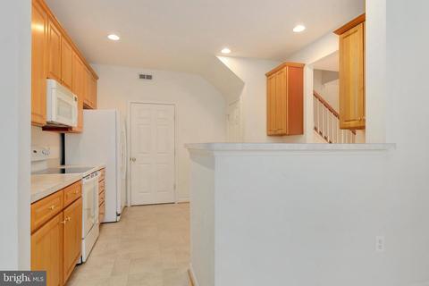8326 Gaither St, Manassas, VA 20110 photo 14