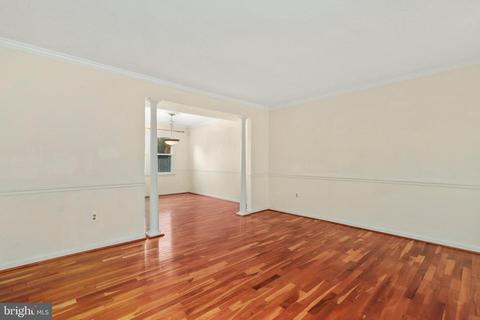 8961 Rolling Rd, Manassas, VA 20110 photo 3