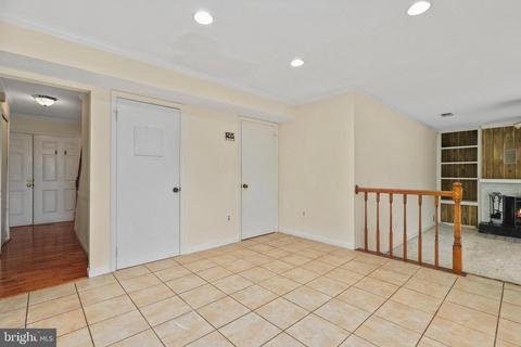 8961 Rolling Rd, Manassas, VA 20110 photo 13