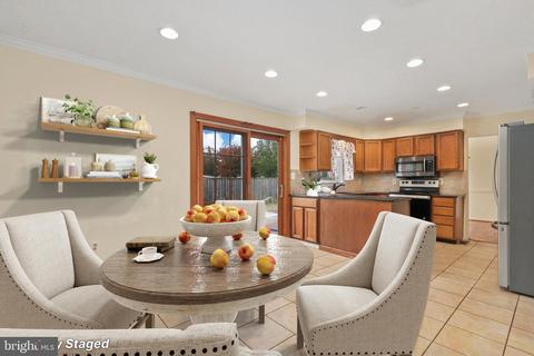 8961 Rolling Rd, Manassas, VA 20110 photo 11