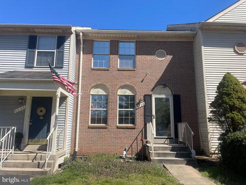 8728 Ariel Ct, Manassas, VA 20110