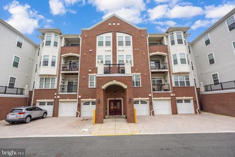 10273 Fountain Cir #109, Manassas, VA 20110