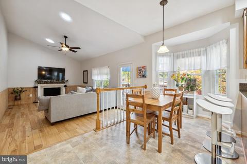 9847 S Clark Pl, Manassas, VA 20110 photo 16