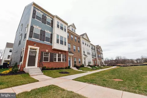9326 Barnes Loop, Manassas, VA 20110 photo 2