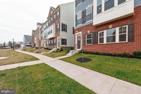 9326 Barnes Loop, Manassas, VA 20110 photo 3