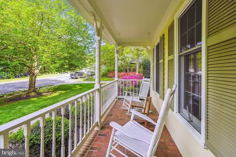 9605 Gladstone St, Manassas, VA 20110 photo 4