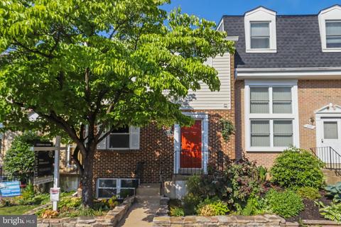 8335 Shady Grove Cir, Manassas, VA 20110