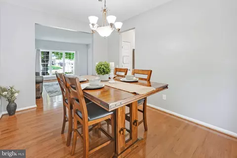 8548 Yoder St, Manassas, VA 20110 photo 9