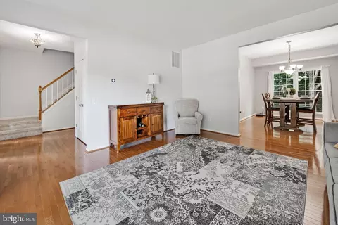 8548 Yoder St, Manassas, VA 20110 photo 6