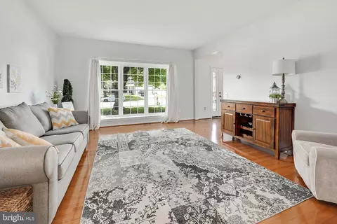 8548 Yoder St, Manassas, VA 20110 photo 7