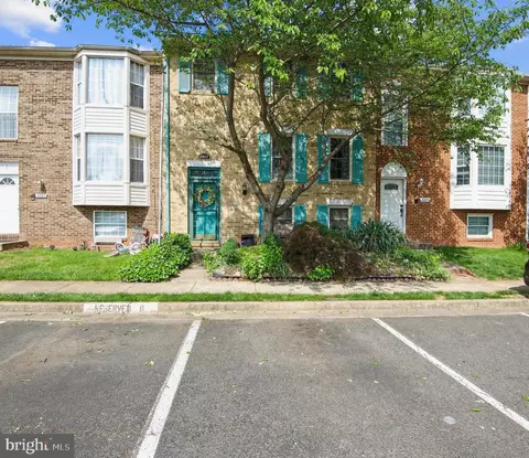 8643 Brigade Ct, Manassas, VA 20110